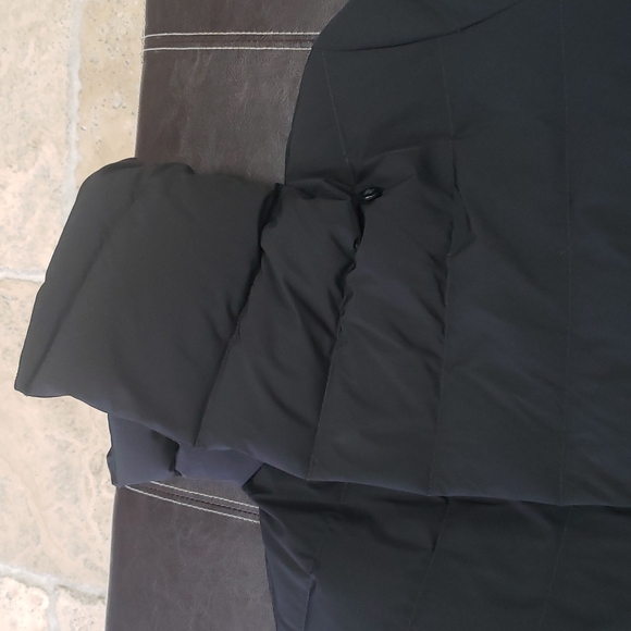 MICHAEL Michael Kors Shawl-Collar Quilted Puffer - Picture 8 of 9